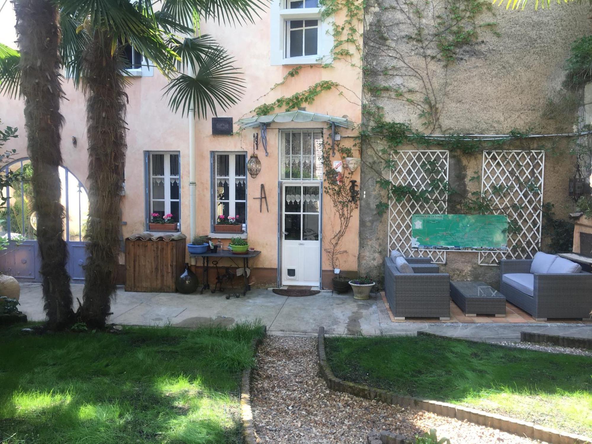 Cote Sud Bed & Breakfast Troo Bagian luar foto